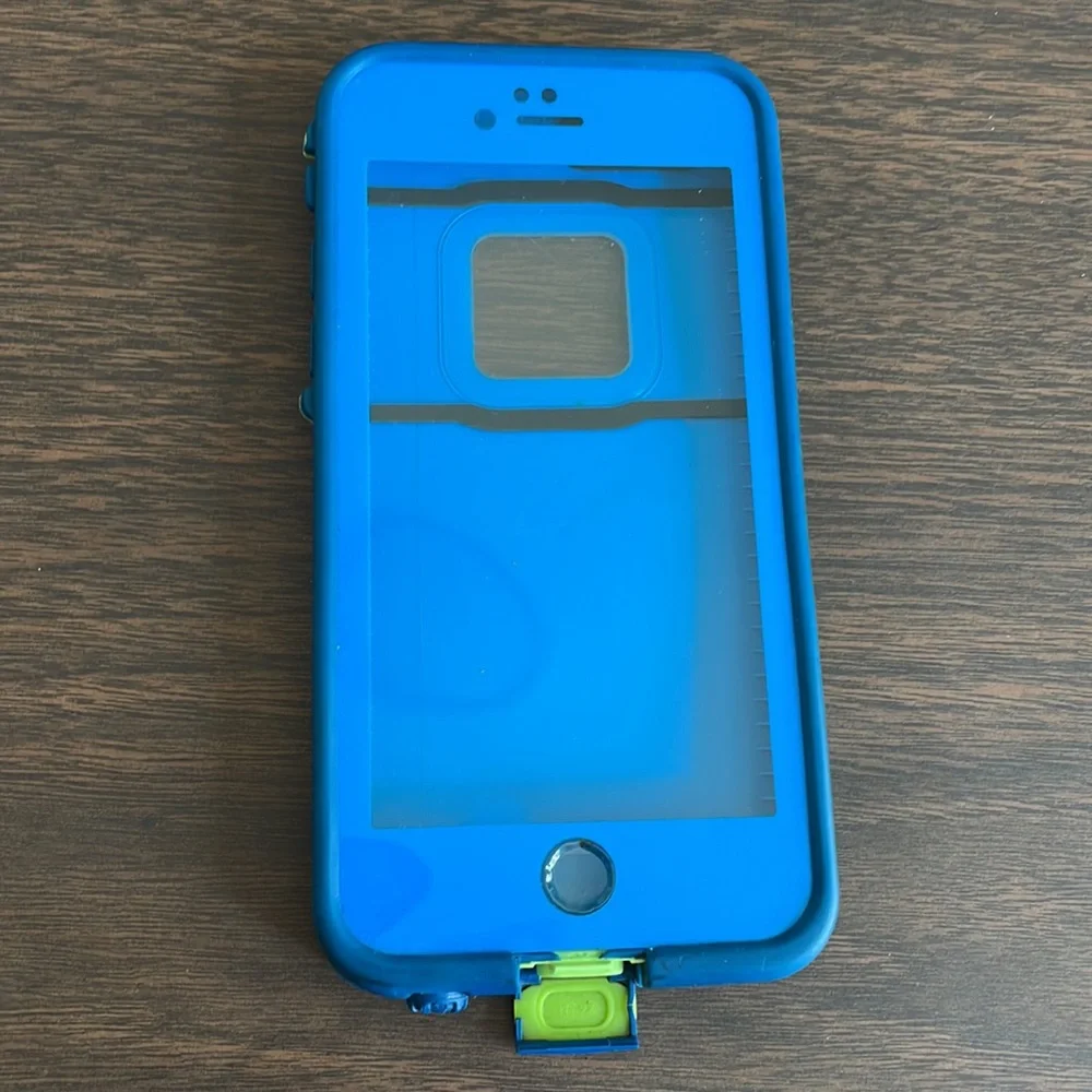 Rose gold Apple iPhone 6S 128GB with Lifeproof case